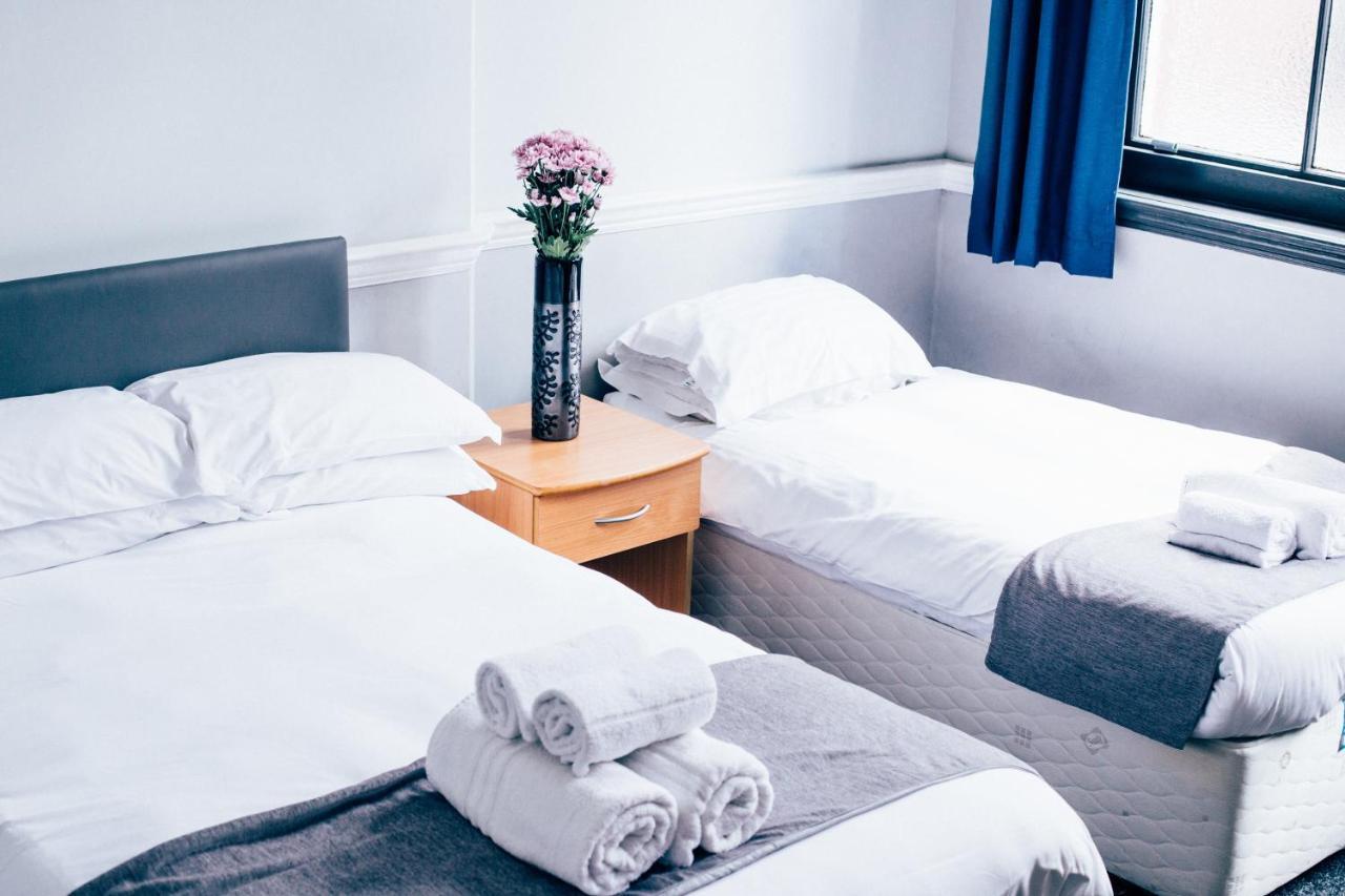 Bridgewood House Hotell Stafford Eksteriør bilde