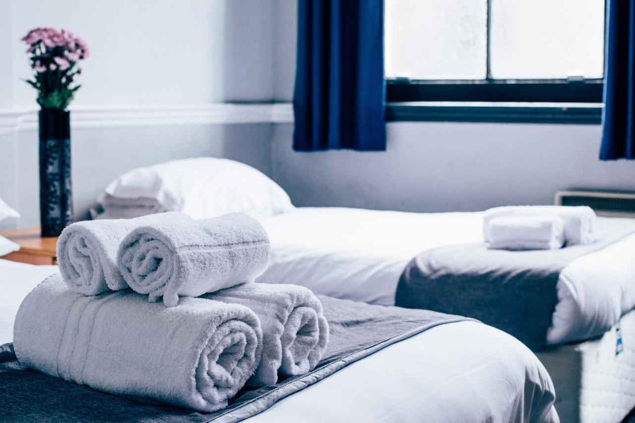 Bridgewood House Hotell Stafford Eksteriør bilde